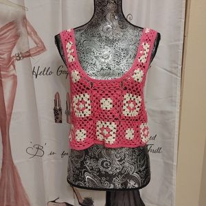 Forever 21 Crochet Pink White Floral Detail Crop Top